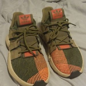 Adidas prophere running shoes